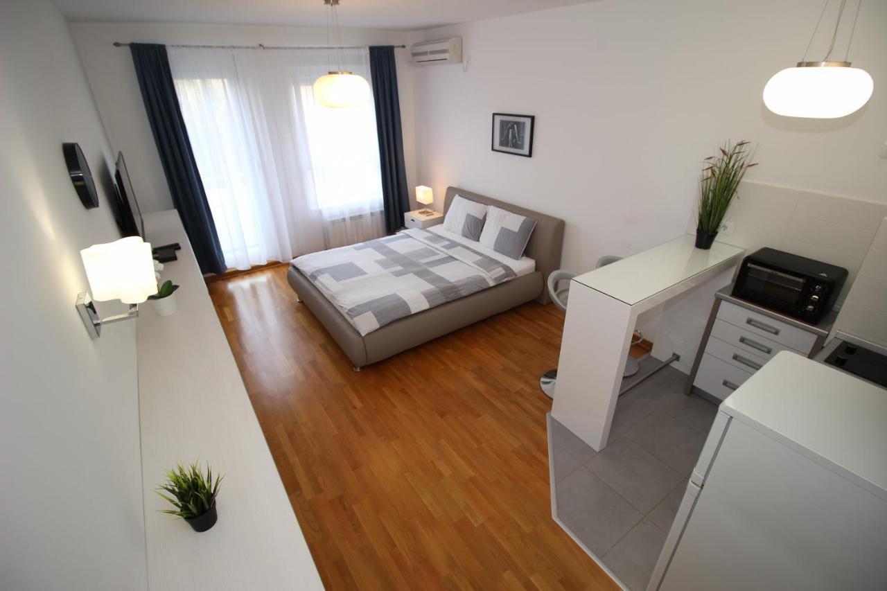 Apartment Delta City Tata New Beograd Bagian luar foto